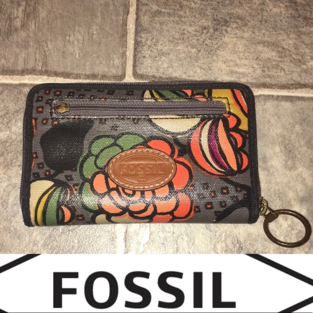 Fossil wallet